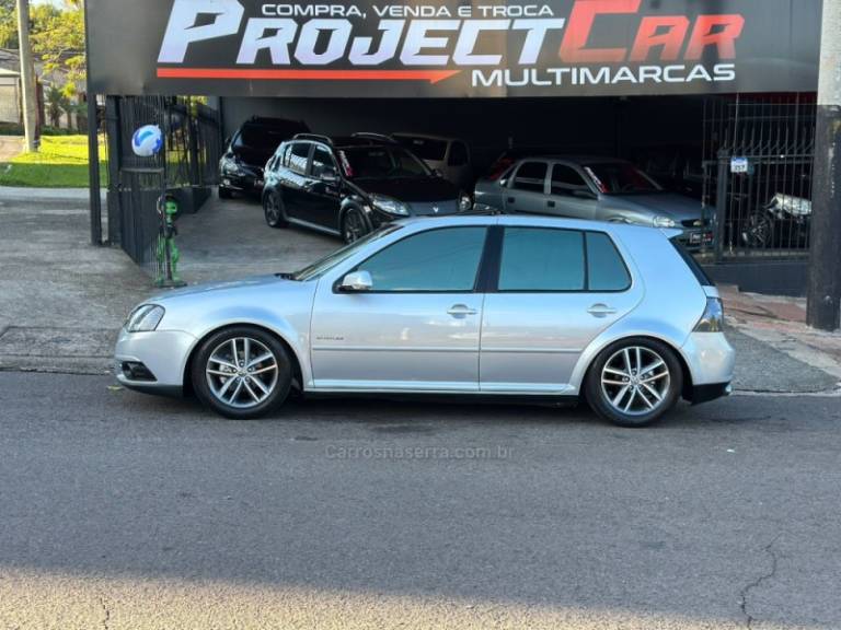 VOLKSWAGEN - GOLF - 2009/2009 - Prata - R$ 49.900,00
